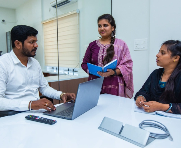 Robust Payroll System for End-to-End Compliance